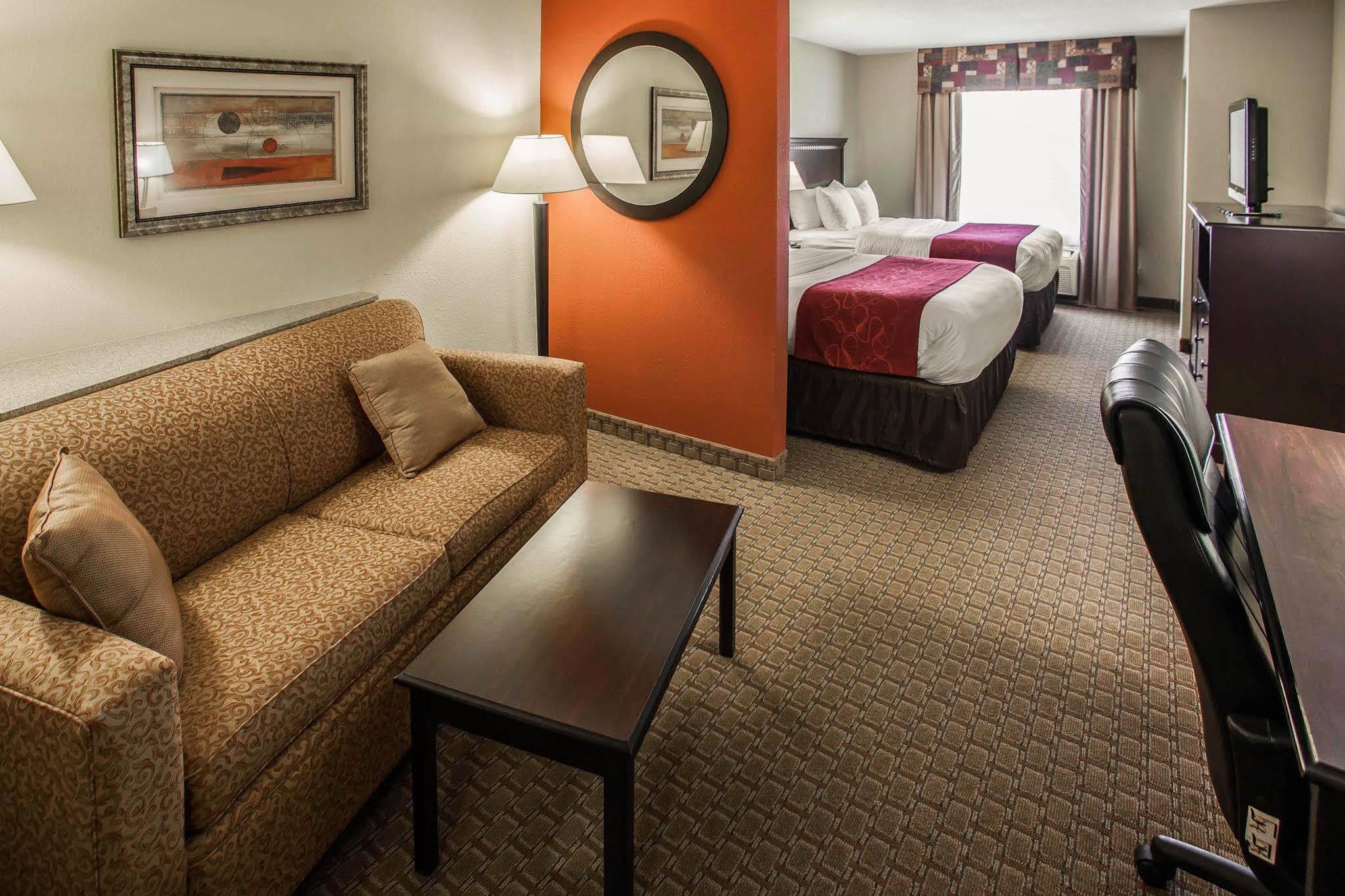 Comfort Suites Bloomington I-55 And I-74 Ngoại thất bức ảnh