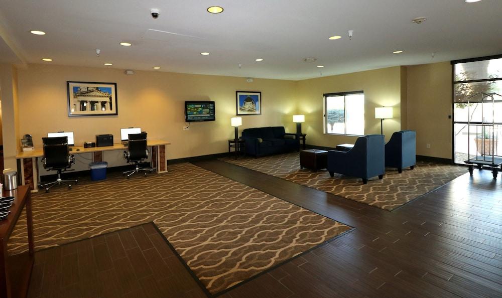 Comfort Suites Bloomington I-55 And I-74 Ngoại thất bức ảnh