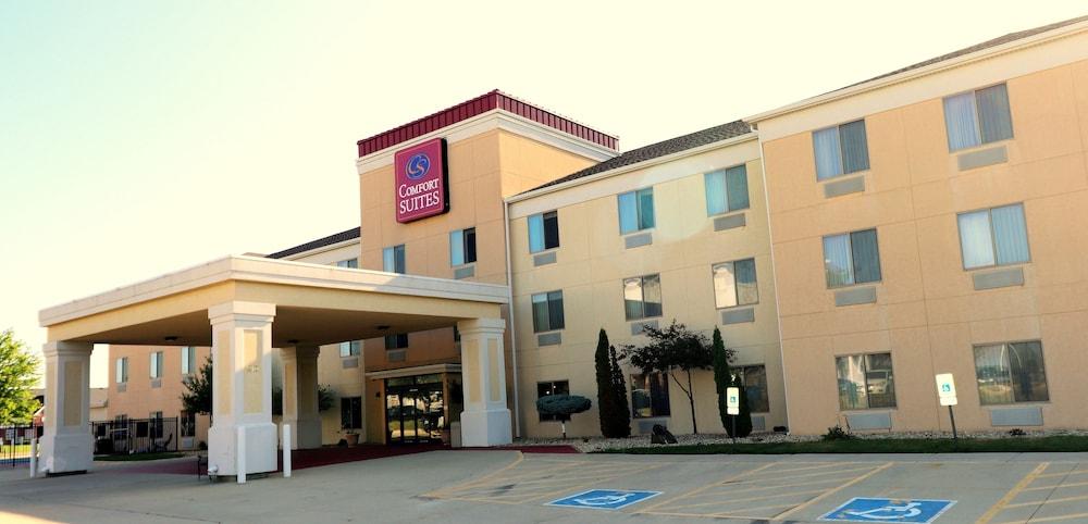 Comfort Suites Bloomington I-55 And I-74 Ngoại thất bức ảnh