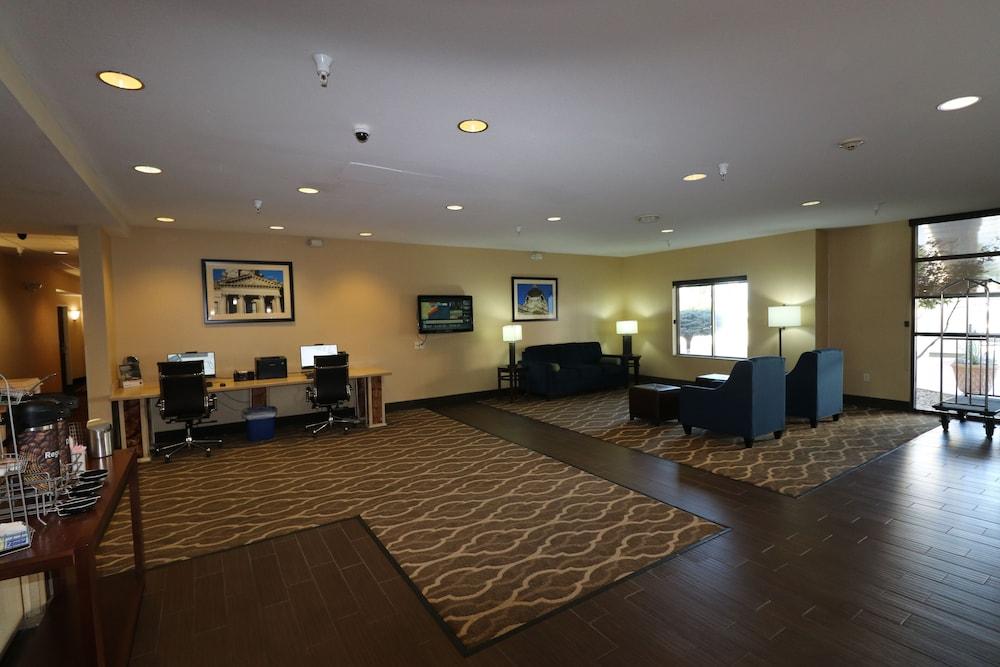 Comfort Suites Bloomington I-55 And I-74 Ngoại thất bức ảnh