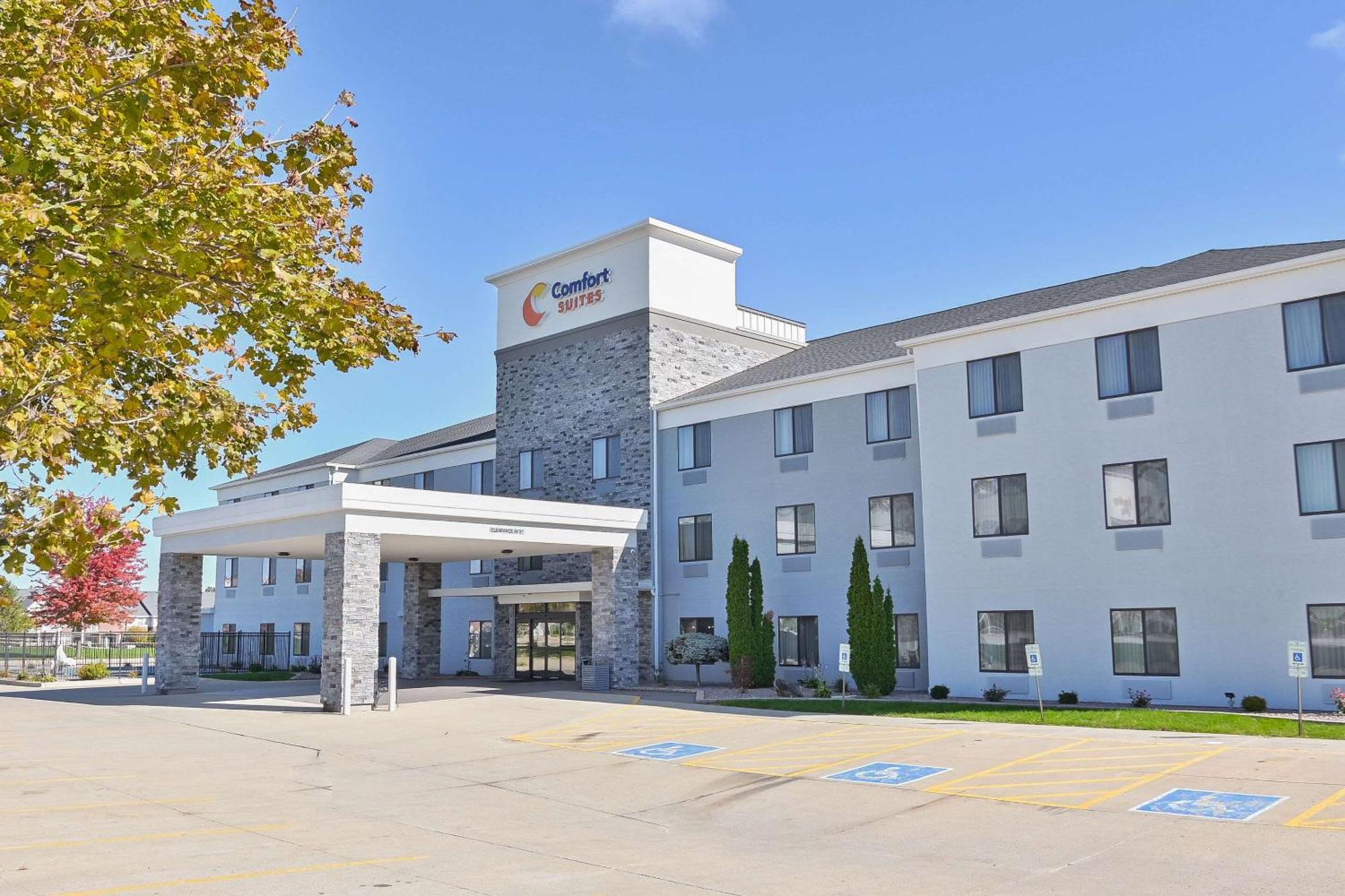 Comfort Suites Bloomington I-55 And I-74 Ngoại thất bức ảnh