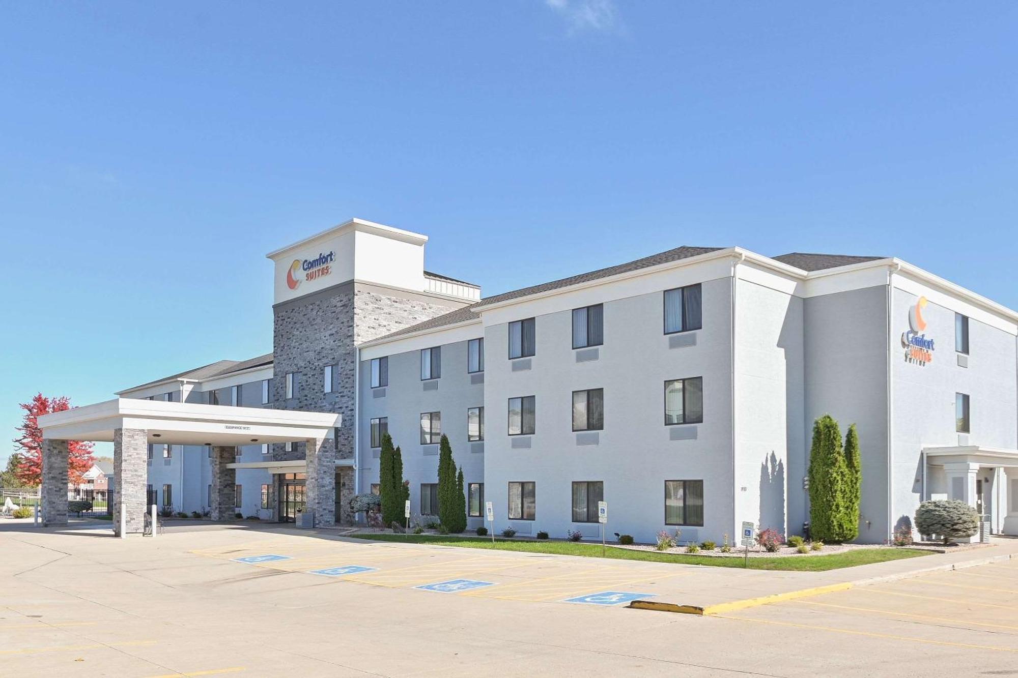 Comfort Suites Bloomington I-55 And I-74 Ngoại thất bức ảnh