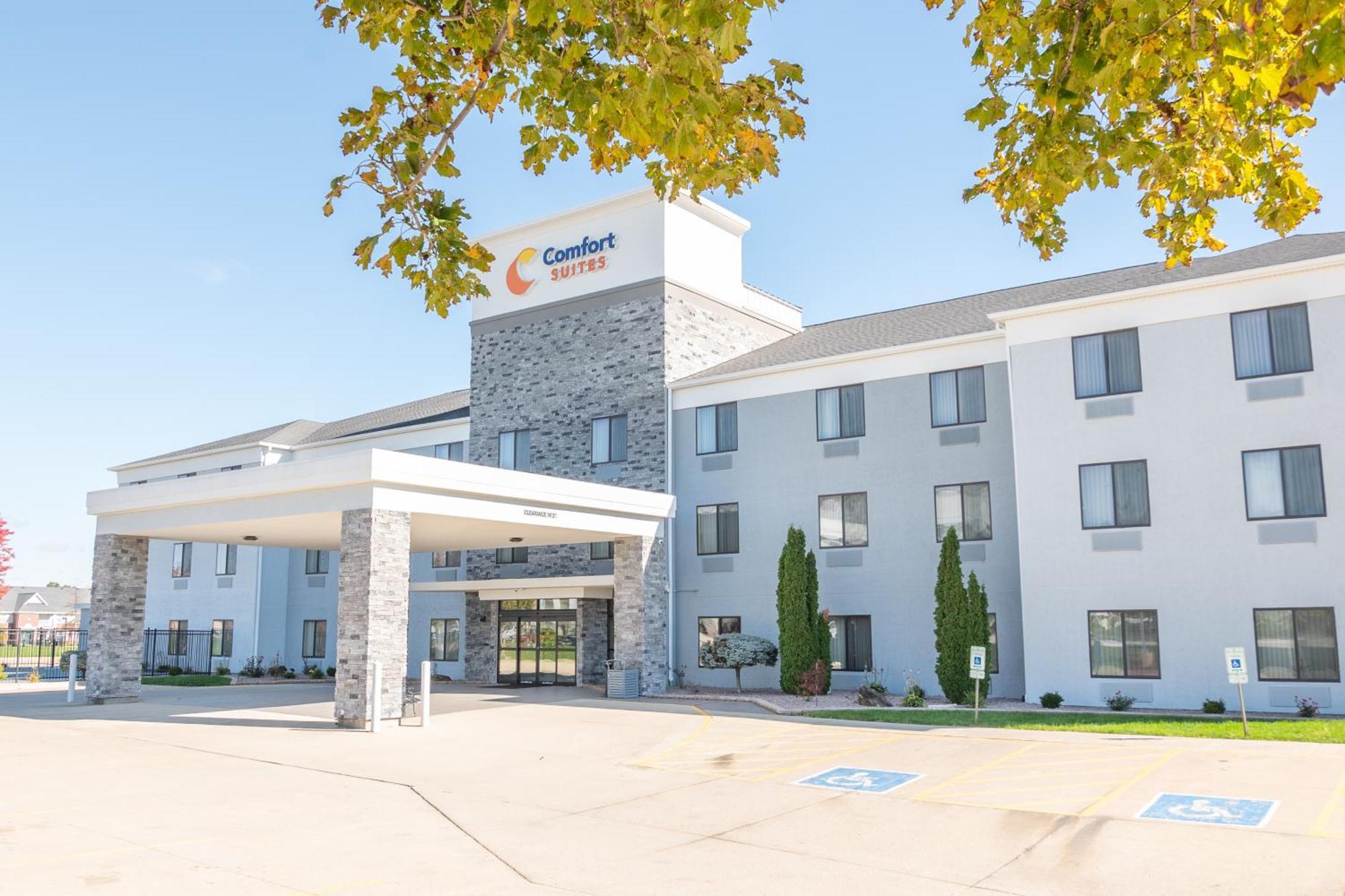 Comfort Suites Bloomington I-55 And I-74 Ngoại thất bức ảnh