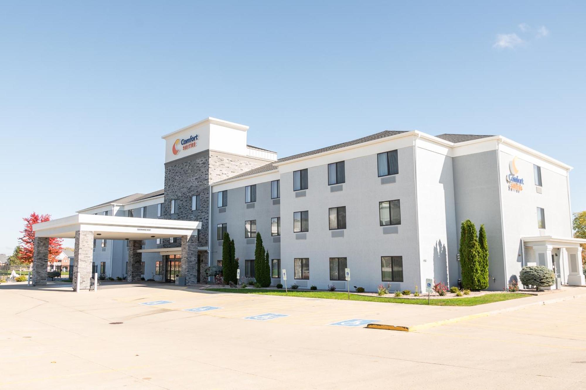 Comfort Suites Bloomington I-55 And I-74 Ngoại thất bức ảnh