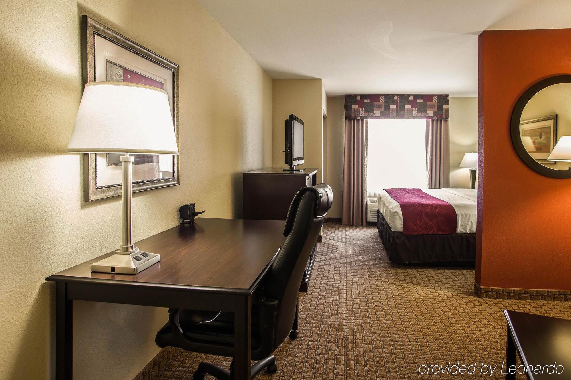 Comfort Suites Bloomington I-55 And I-74 Ngoại thất bức ảnh