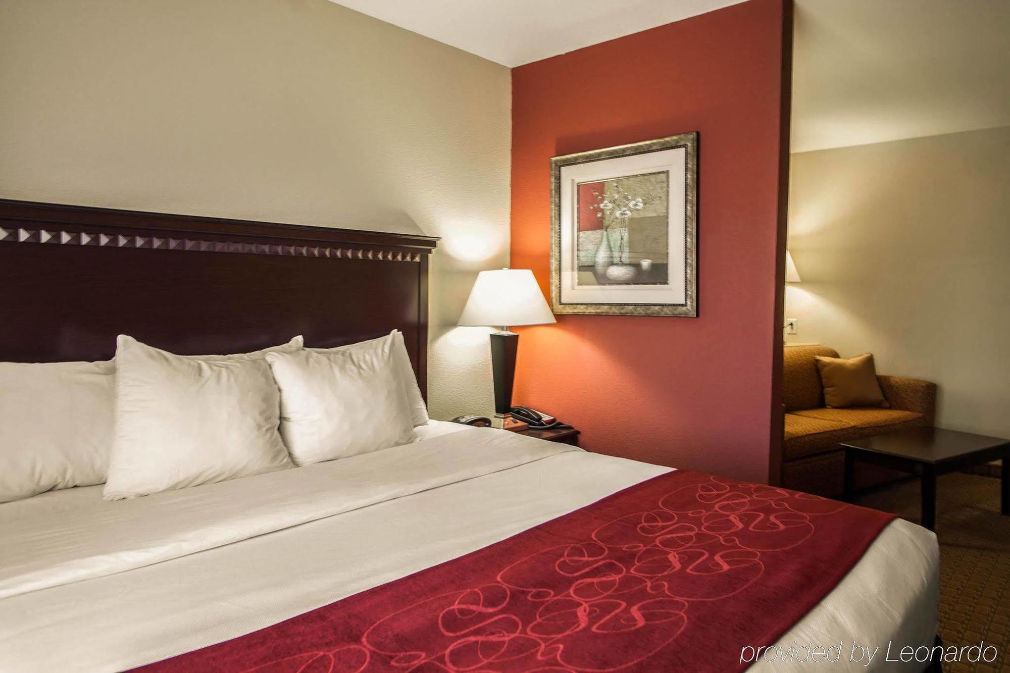 Comfort Suites Bloomington I-55 And I-74 Ngoại thất bức ảnh