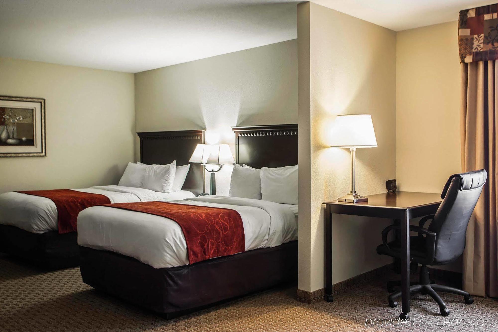 Comfort Suites Bloomington I-55 And I-74 Ngoại thất bức ảnh